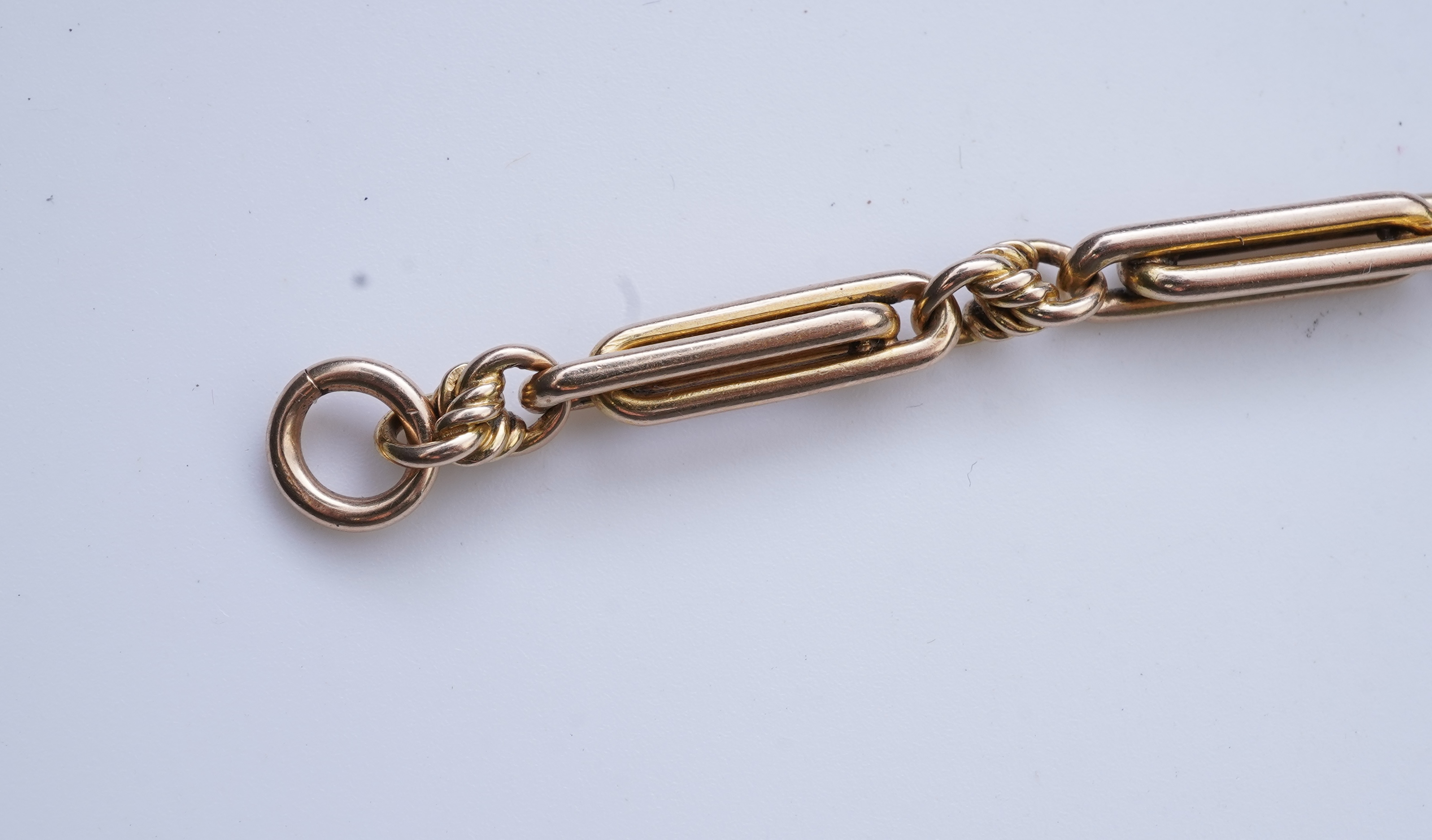 An Edwardian gold bracelet, early 20th century